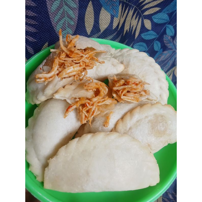 

Cireng pedas isi ayam suwir