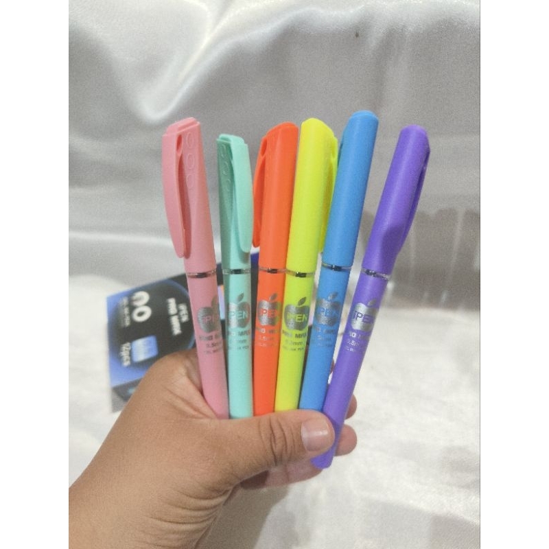

ballpoint ipen warna