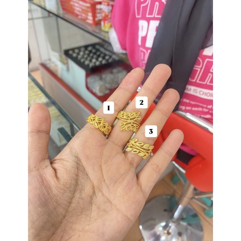 Cincin model susunan daun