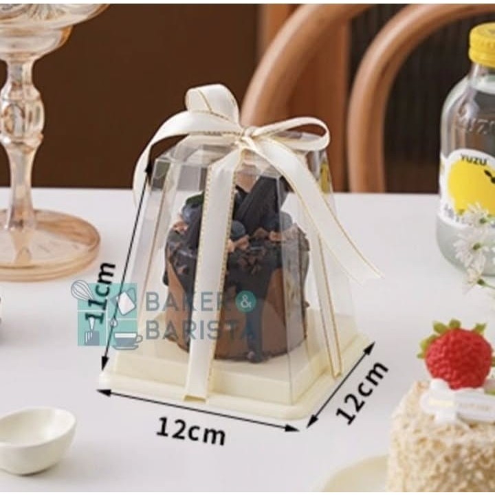 

Mika Pyramid Gold S 12x12x11cm / Packaging Cake Cupcake Gift Hampers Mika