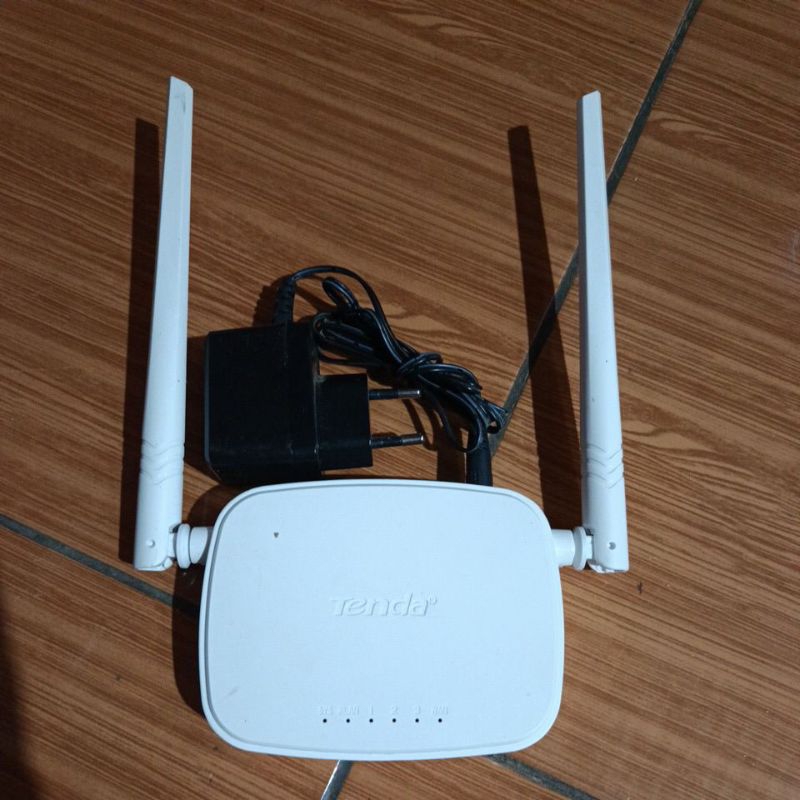 router tenda N300