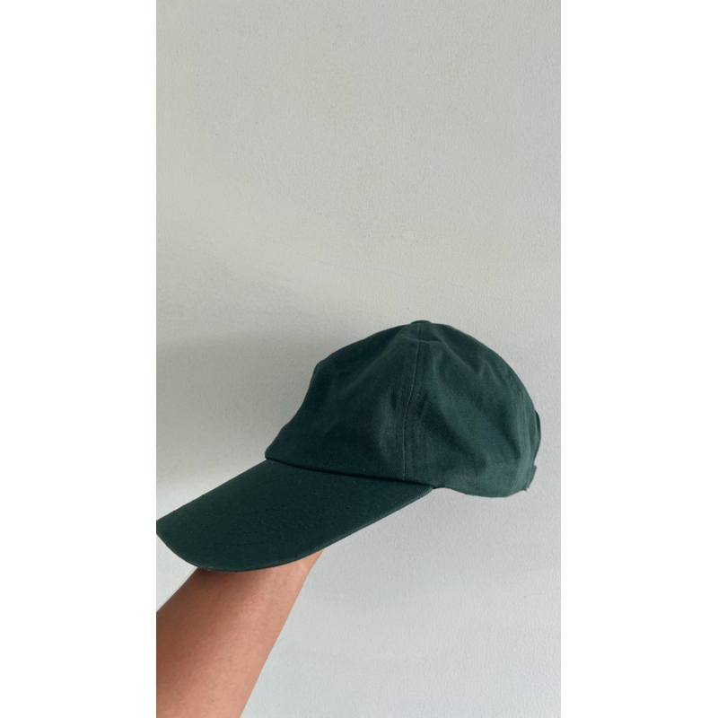 PRELOVED TOPI UNIQLO