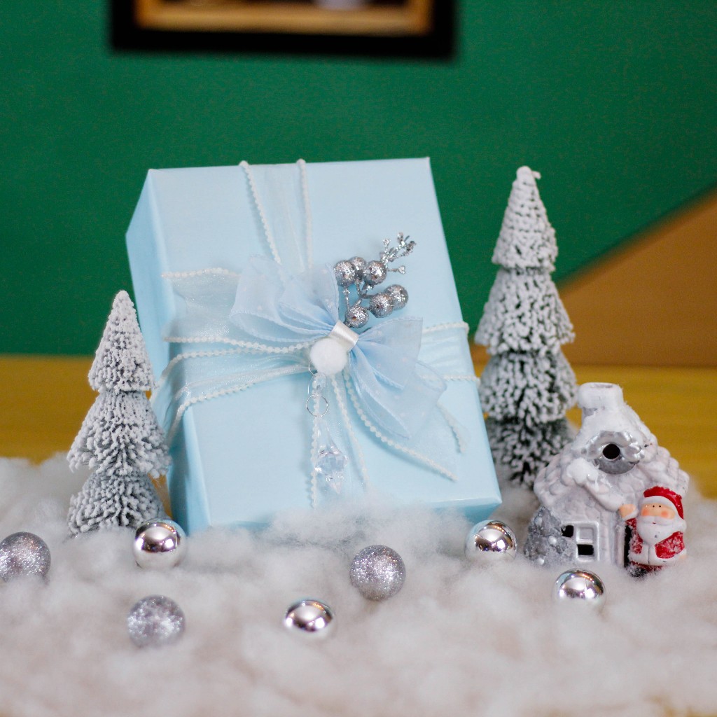 

White Christmas Series 2025