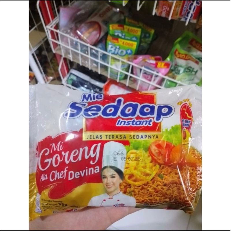 

Mie Sedaap Instant Mi Goreng Ala Chef Devina