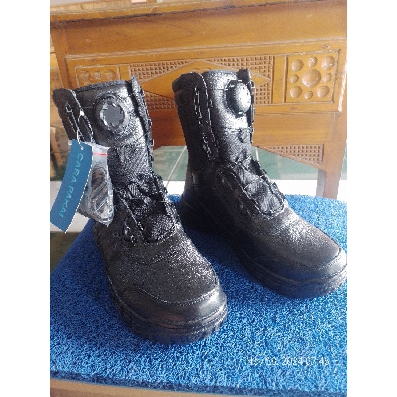 Sepatu PDL Pembagian Polri Tali Putar Resleting Ori Jatah Polri