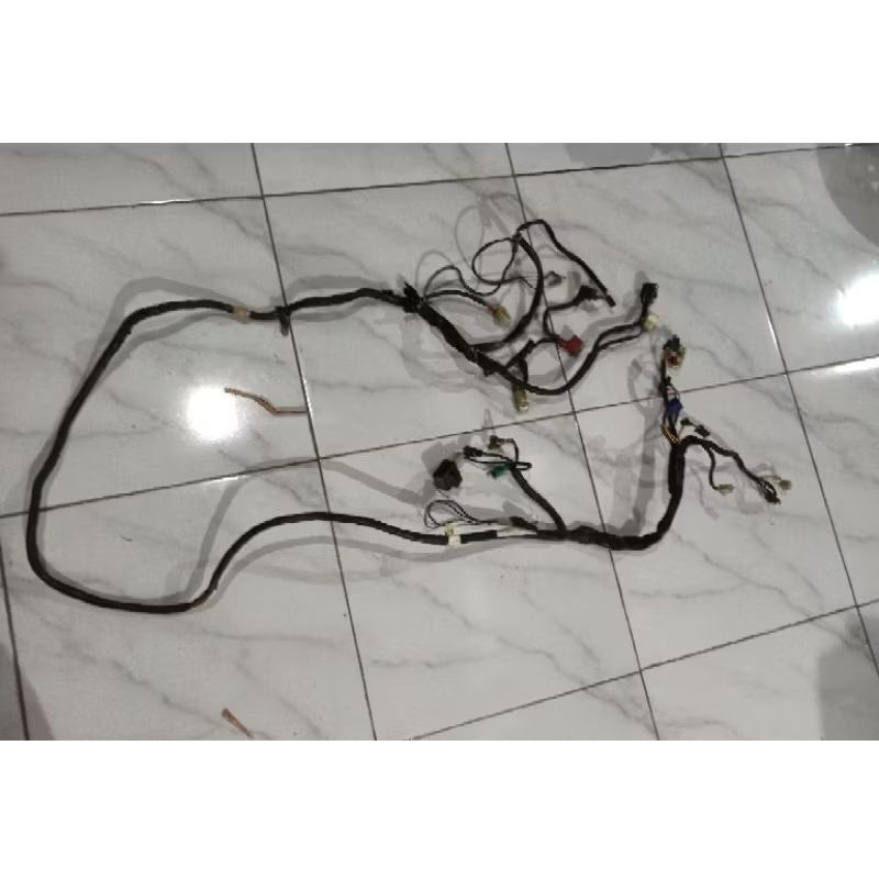 kabel body suzuki spin 125 original copotan motor