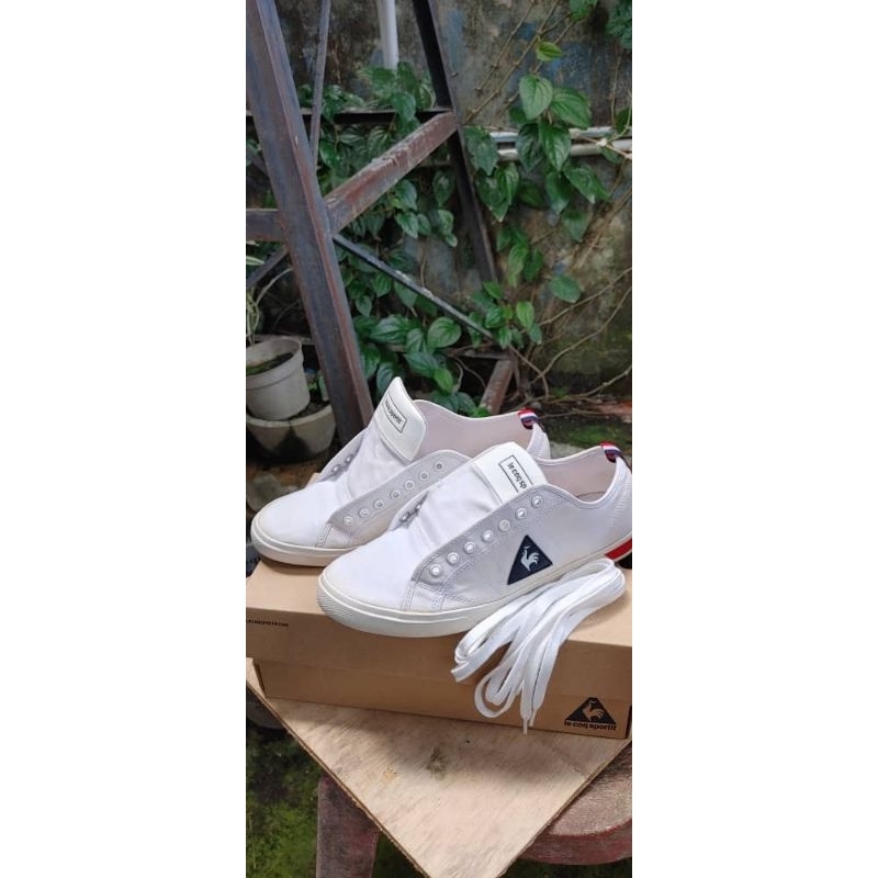 Preloved men's Le Coq Sportif sneakers (with original box)