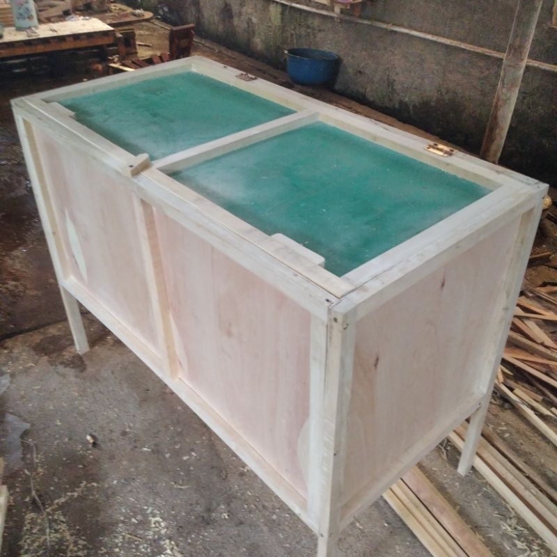 KANDANG BOX TEMPAT JANGKRIK TERNAK