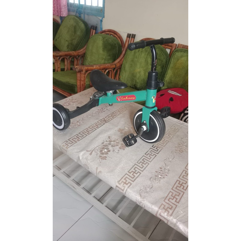PRELOVED SEPEDA ANAK RODA 3