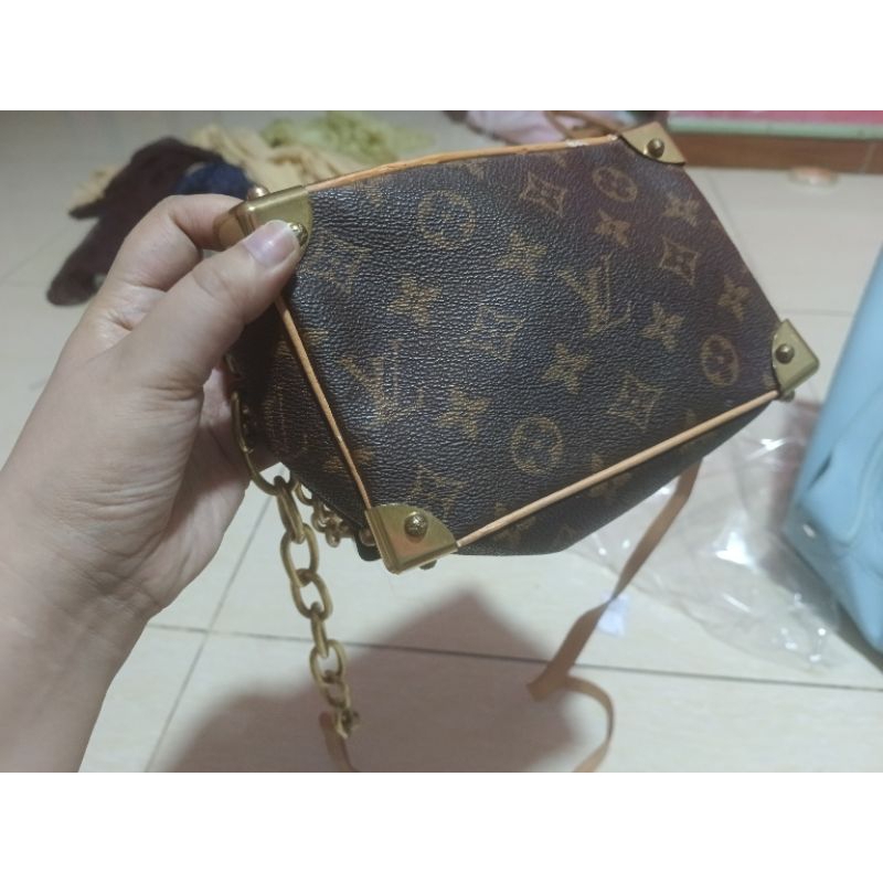 lv trunk louis Vuitton bekas preloved