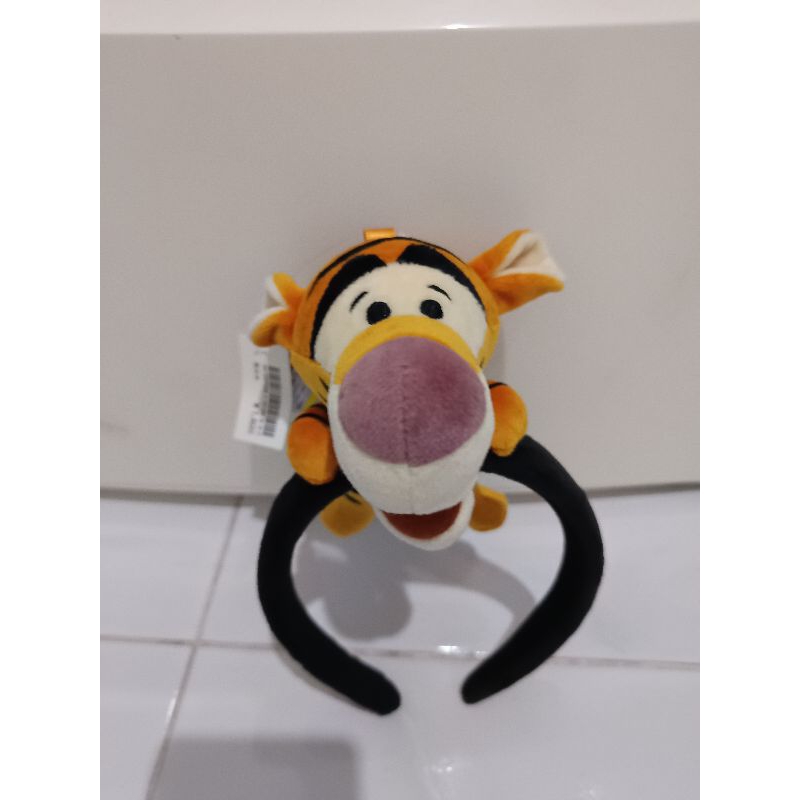 Bando Disneyland Tokyo Tiger Winnie the Pooh