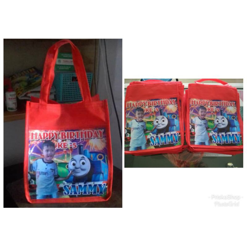 

TAS CUSTOM ULANGTAHUN TEDHAK SITEN