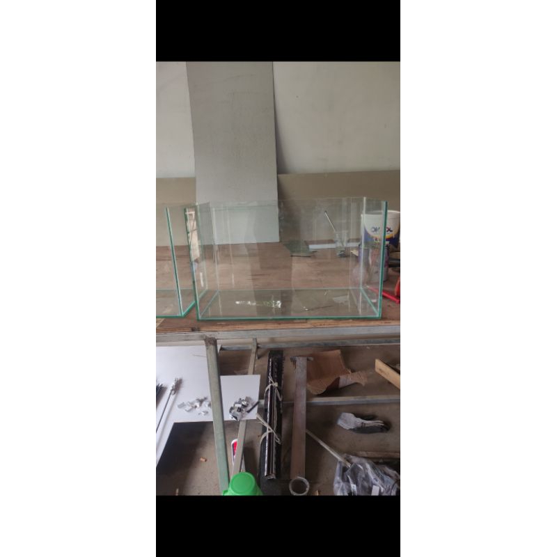 Aquarium kaca 50x30x30