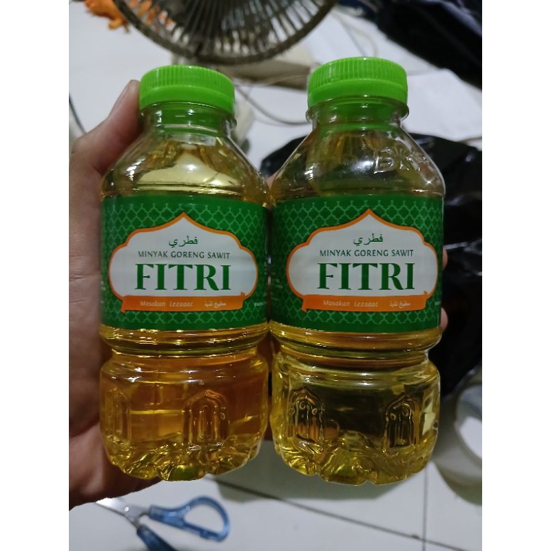 

[200 ML] MINYAK FITRI MINI GEMOY