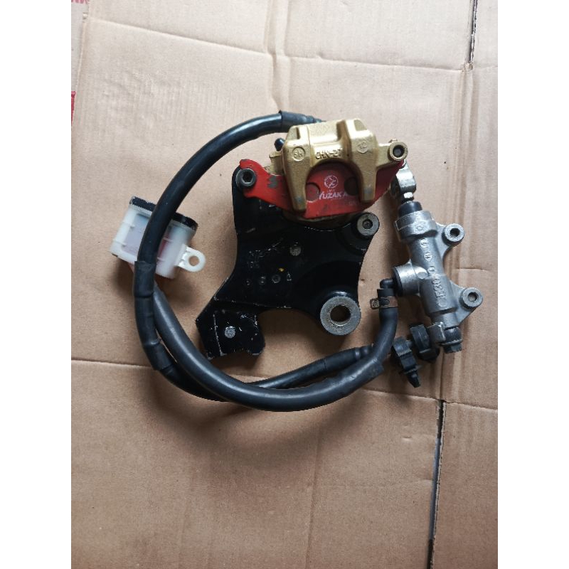 kaliper rem belakang komplit Yamaha R15 V2, Yamaha xabre, original