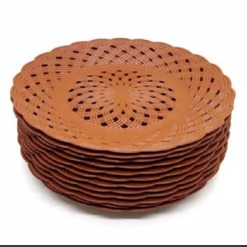 (LUSINAN)piring plastik anyaman rotan coklat tua 1 lusin