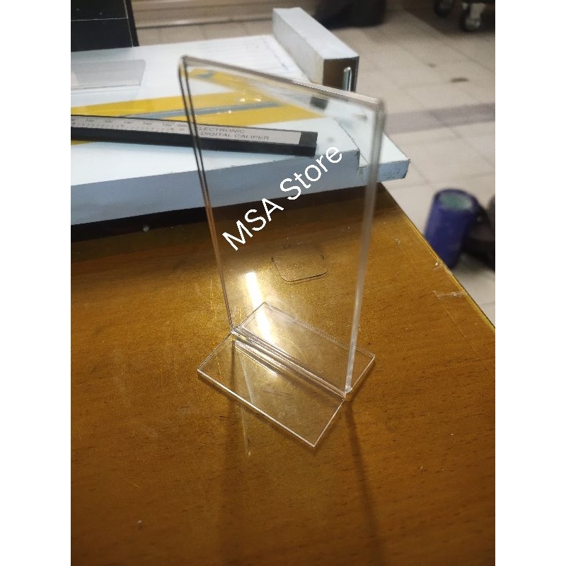 

AKRILIK NOMOR MEJA TEBAL 2MM LEBAR 5CM X TINGGI 10CM (Tipe T)