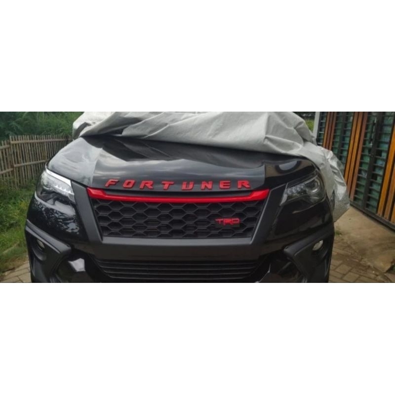 GRILL FORTUNER VRZ TRD 2016-2017-2018-2019 LIST MERAH