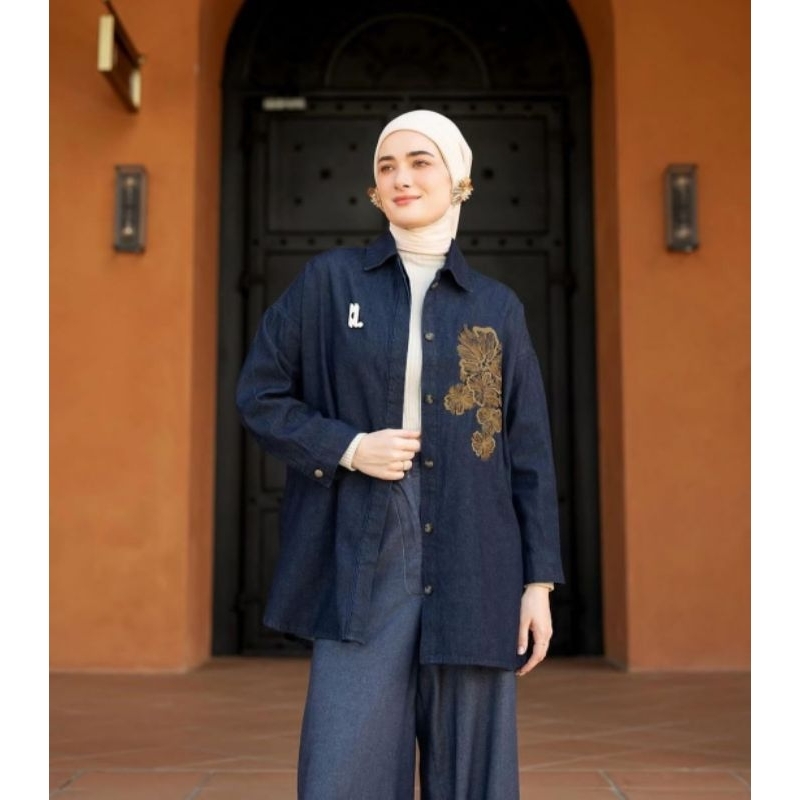 Yuka Denim shirt by heylocal.id / Jastip heylocal / Heylocal yuka denim shirt