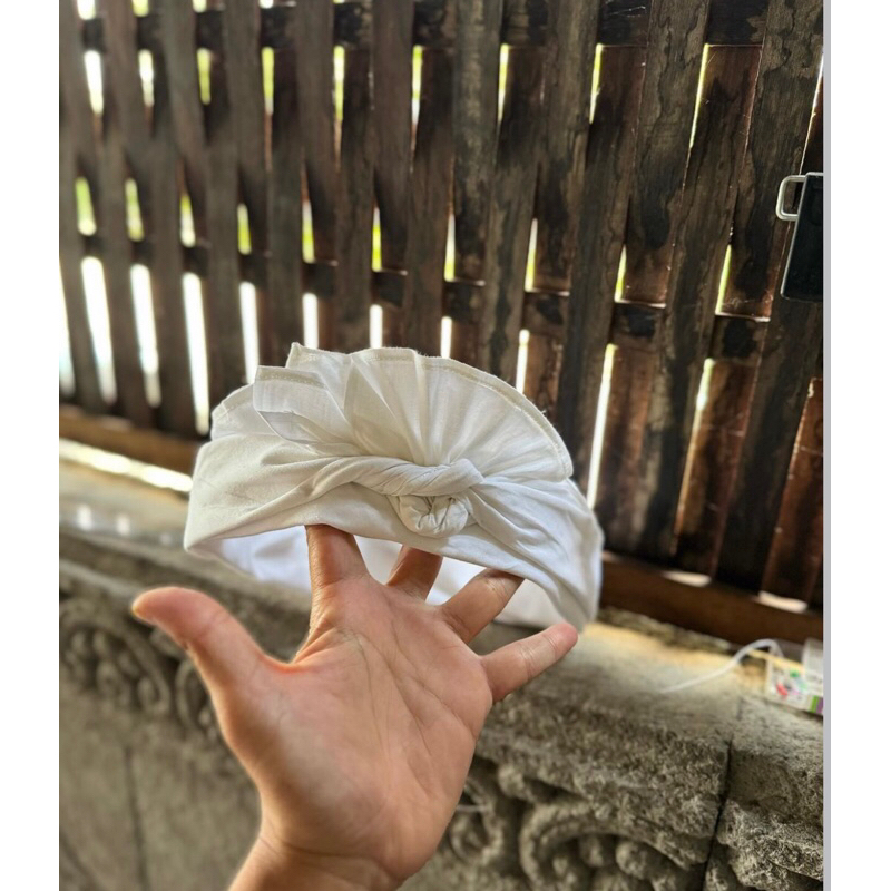 udeng jadi putih polos jangar rimpit