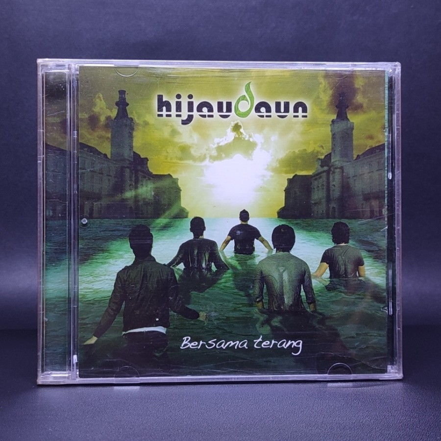 CD HIJAU DAUN - ILUSI TAK BERTEPI & BERSAMA TERANG ORIGINAL SEGEL