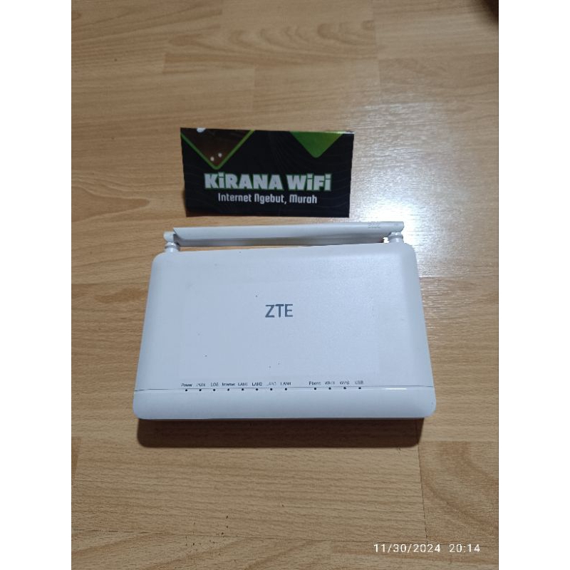 zte f670L ONT port biru