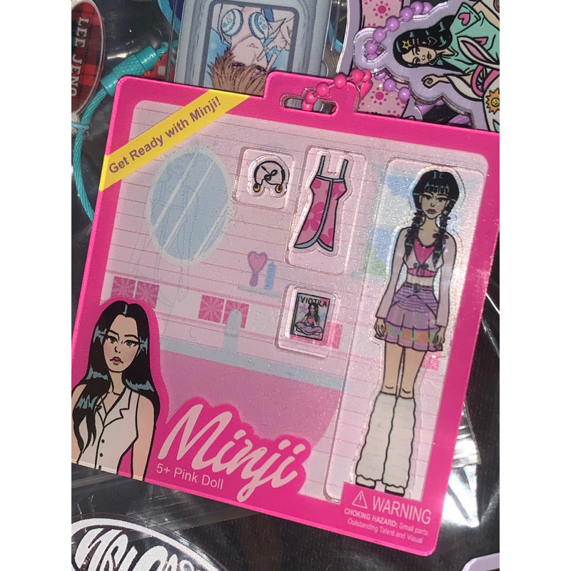 minji newjeans keychain shaker