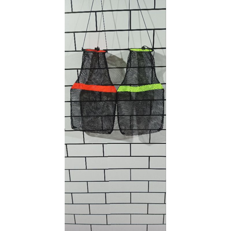 Koja ikan ukuran kecil , wadah ikan dari jala kaku