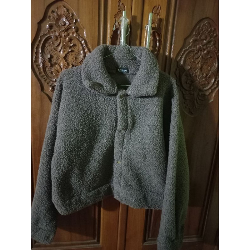 PRELOVED JAKET TEBAL EDMEE OUTFIT