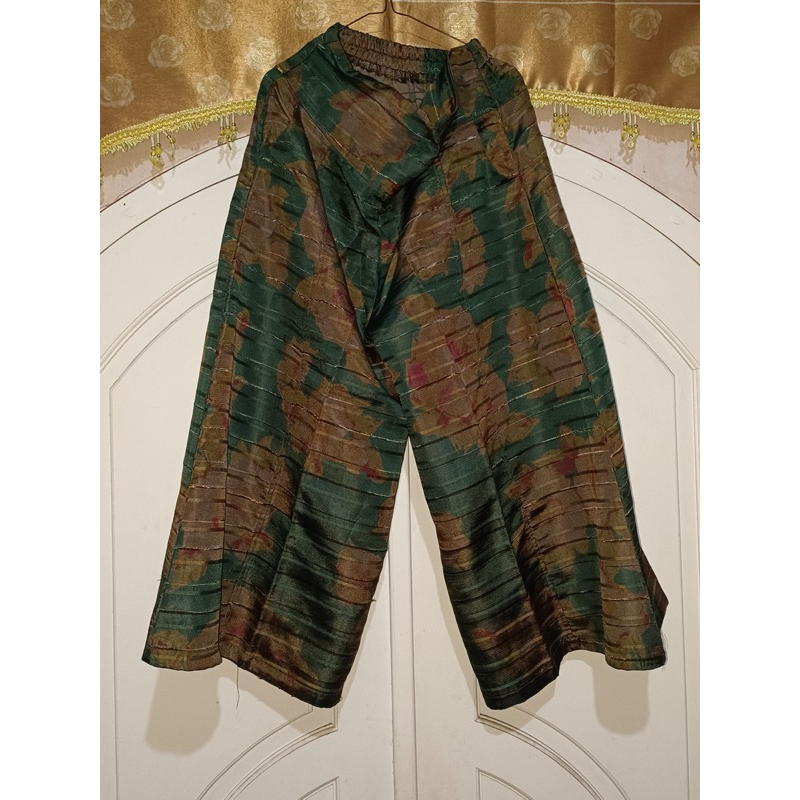 [PRELOVED/USED] JUAL CELANA KULOT MOTIF DAN ROK BATIK SPAN MURAH UNTUK ACARA PESTA KONDANGAN