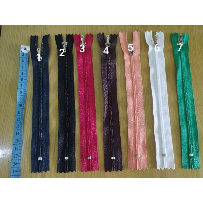 Resleting/Zipper YKK 17.5 cm