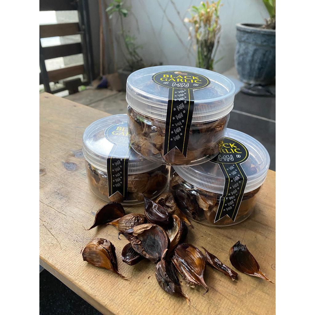 

PREMIUM BLACK GARLIC OBAT HERBAL ALAMI BAWANG PUTIH BY MN