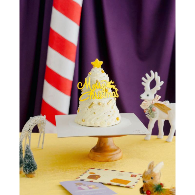 

Holly Tree Cake Christmas Edition/ Cake Natal/ Cake Christmas/ Gift Natal