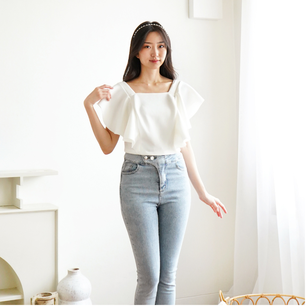 [karimaclothing] - KAYLA RUFFLE TOP | Atasan Wanita / Ruffle Top / Atasan Ruffle