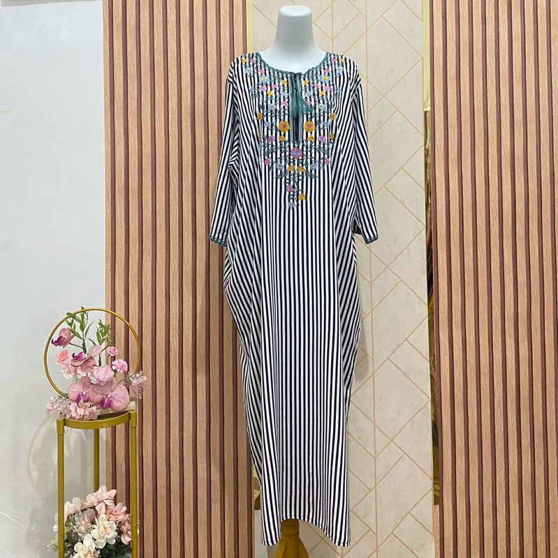 DASTER BORDIR MOTIF SALUR RAYON VISCOSE TANGAN 3/4