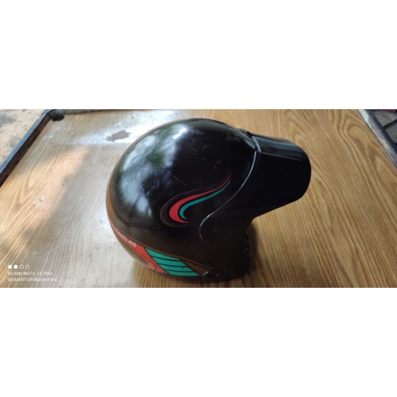 Helm jadul /helem lawas / helm vigano