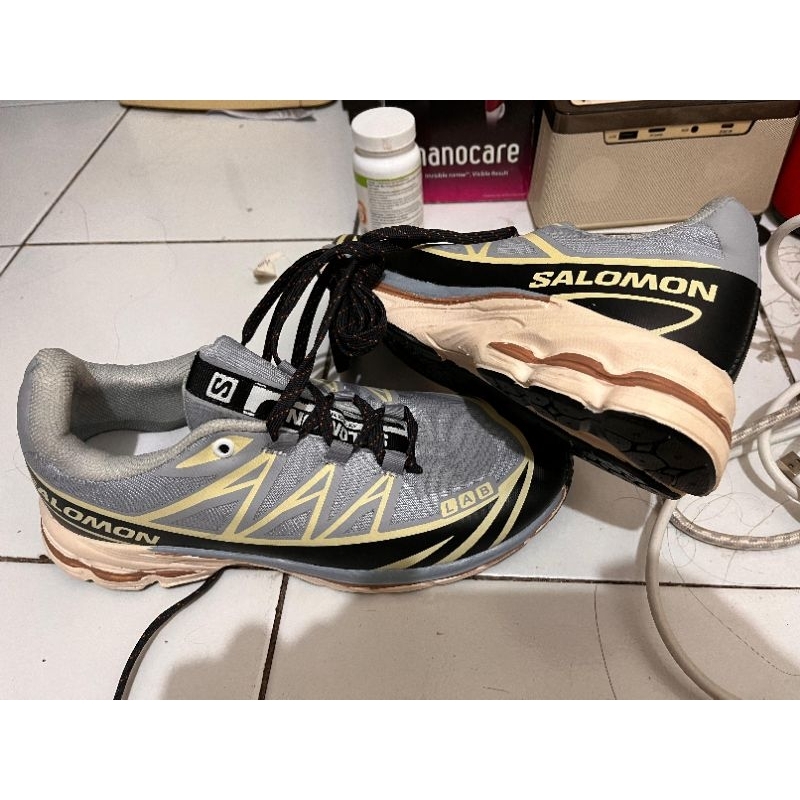 sepatu Salomon bekas