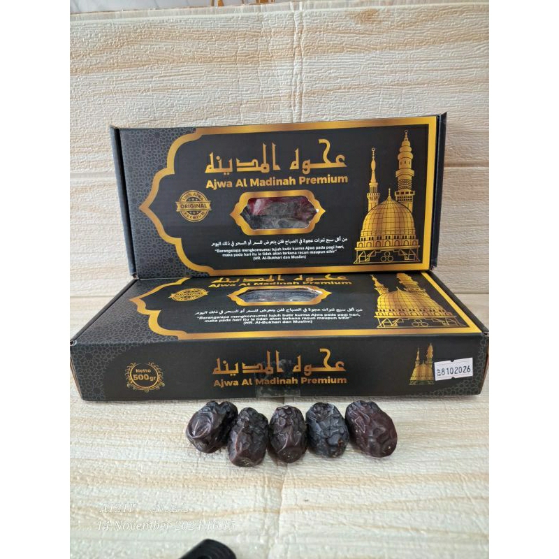 

Kurma Ajwa Madinah Premium