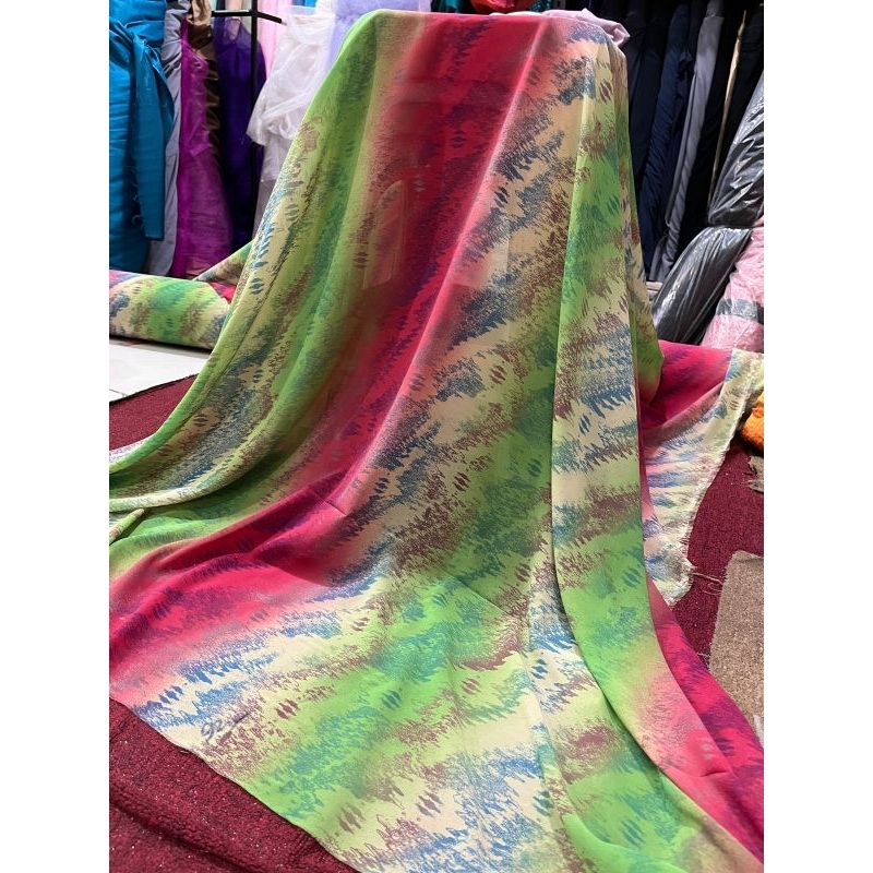 Kain Sifon Motif Abstrak Warna-warni / Bahan Chiffon Gradasi Pelangi