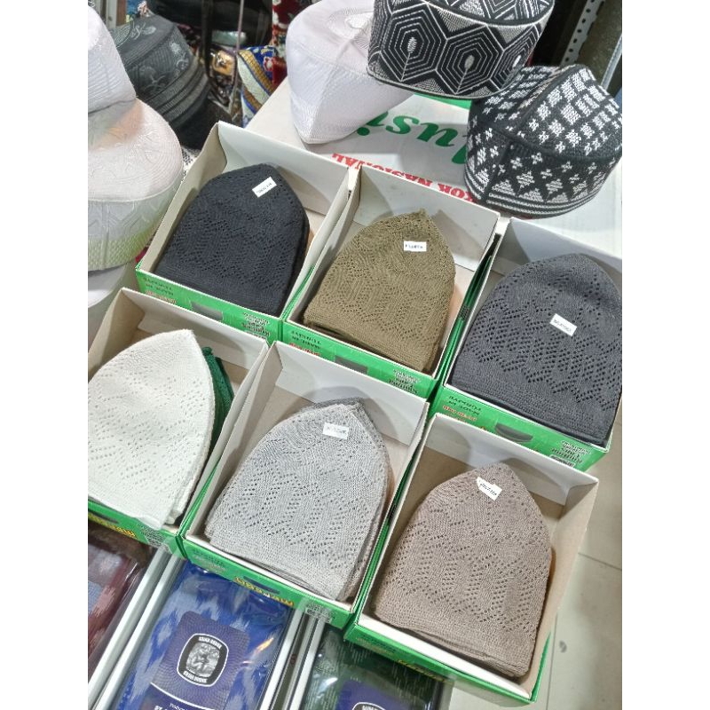 Peci Rajut Peci Haji Mercan Original Turki Isi (12Pcs) Oleh Oleh Umroh