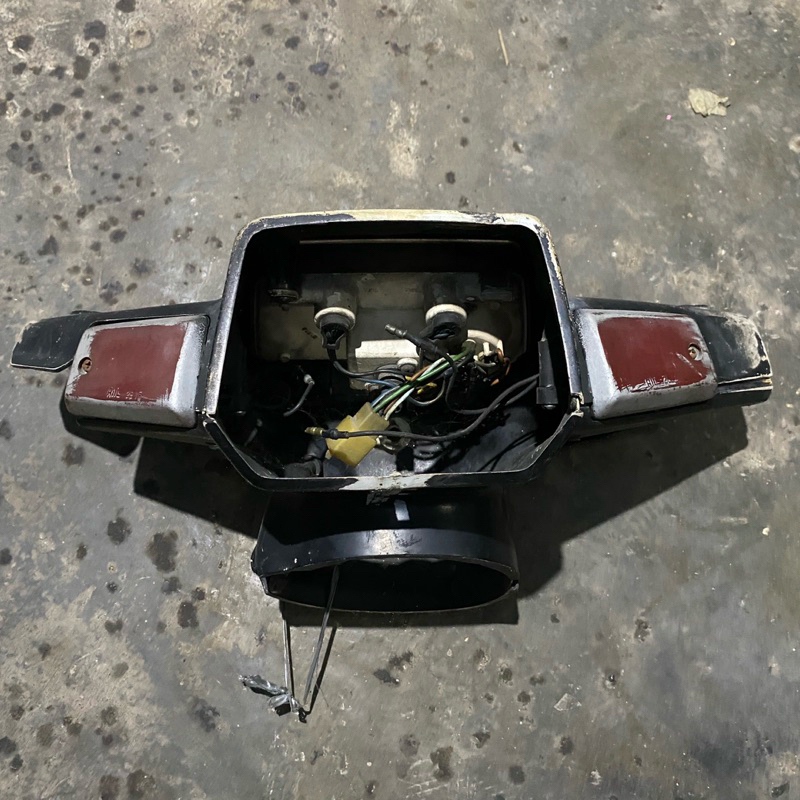 Batok lampu cover lampu set speedometer set sein Yamaha v80 excellent original