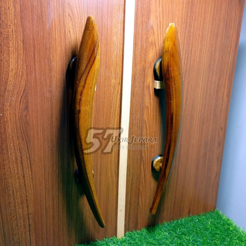 Handle Pintu Rumah - Gagang Tarikan Pintu Lengkung Bahan Kayu Jati