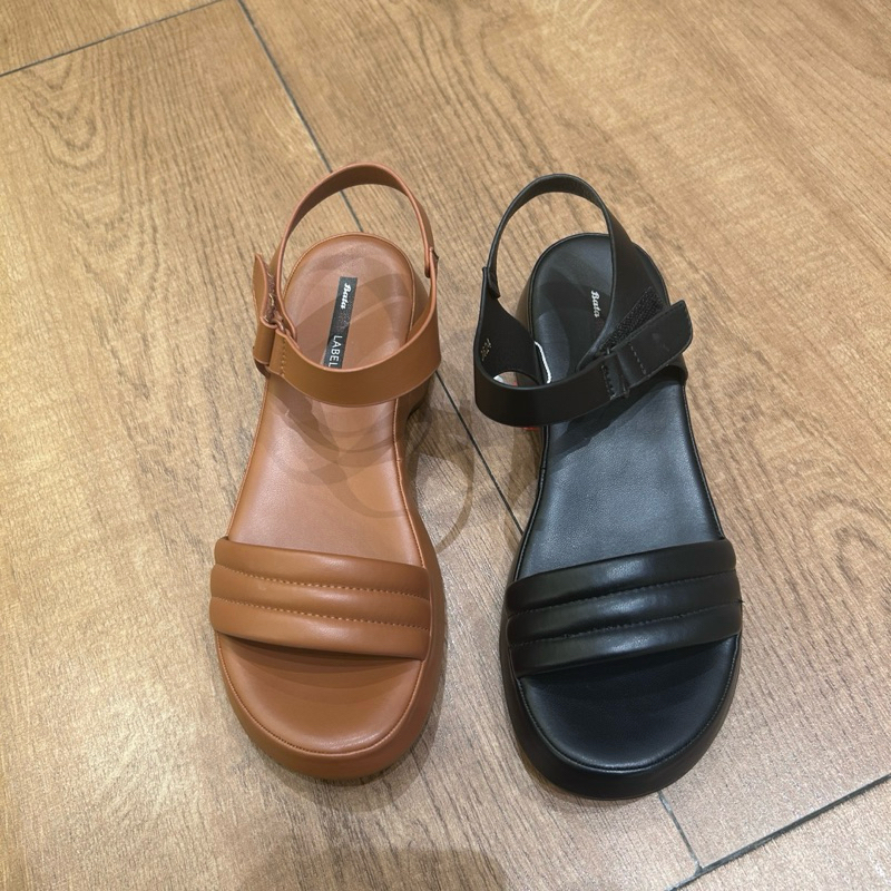 Sepatu Sandal wanita  wedges premiu  terbaru dari Bata