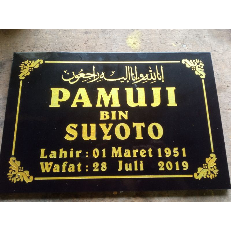 Batu Nisan Keramik 20x25