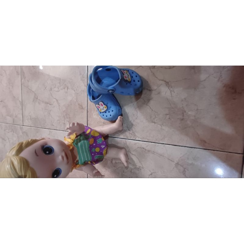 crocs ori cutting
