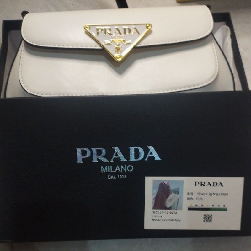 Tas Prada Putih Box