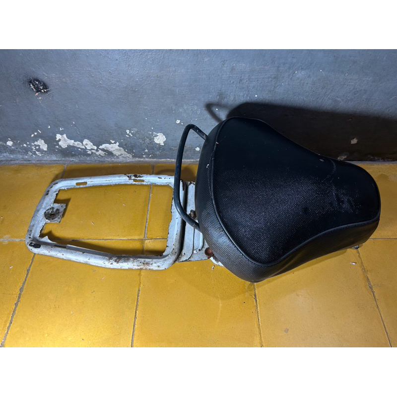 jok pisah vespa pts depan belakang cat original