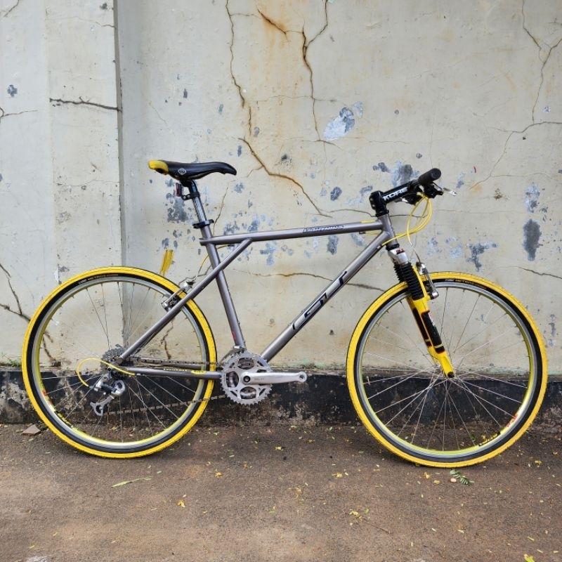 MTB Vintage GT Lightning Titanium Sepeda Jadul