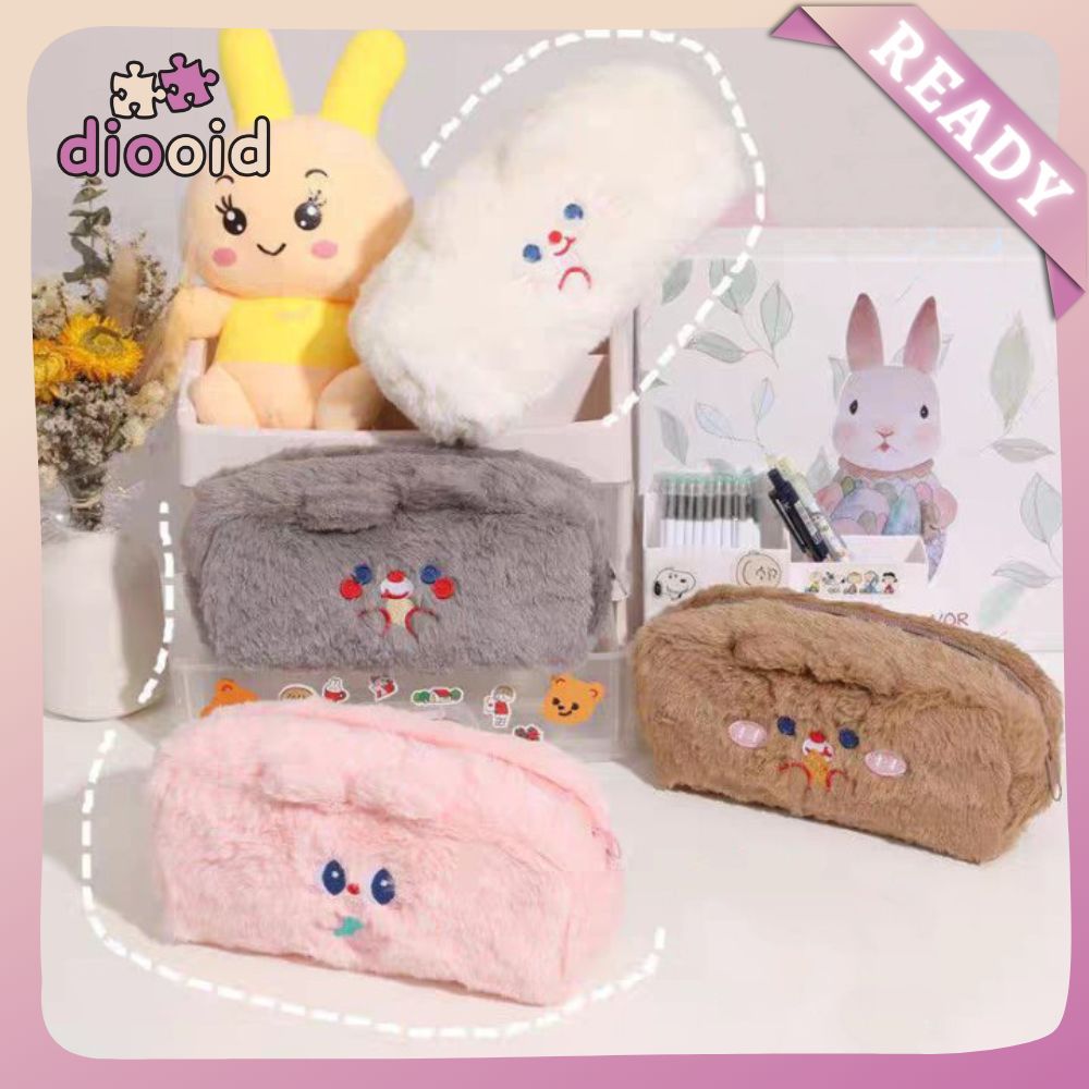 

[Ready]Tempat pensil bulu soft cute/ Tas pensil kosmetik/ Pouch makeup kecil