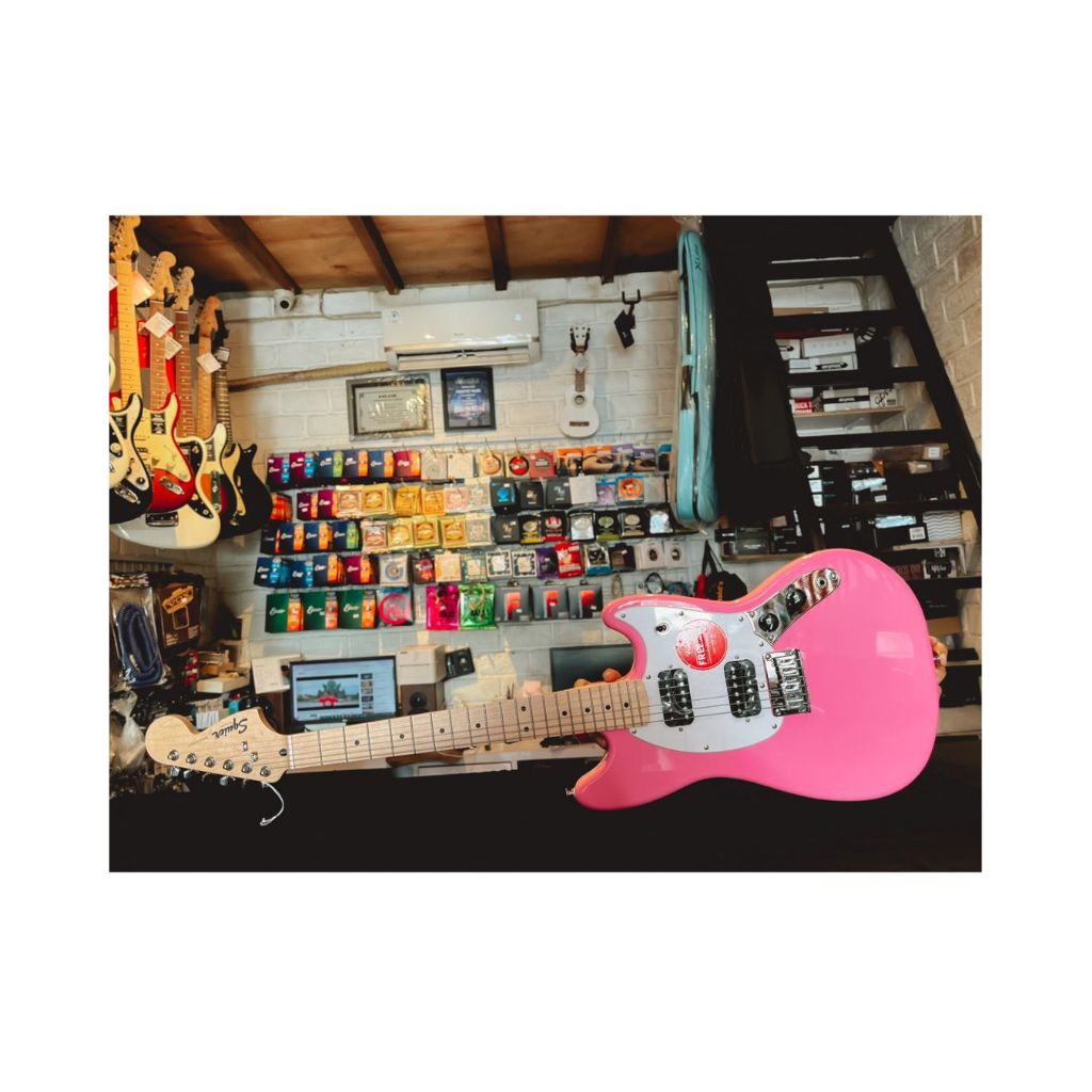 Squier Sonic Mustang HH Electric Guitar w/White Pickguard, Maple FB, Flash Pink